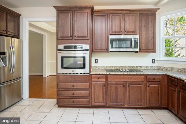 64 MACGREGOR RIDGE RD, Stafford, VA 22554