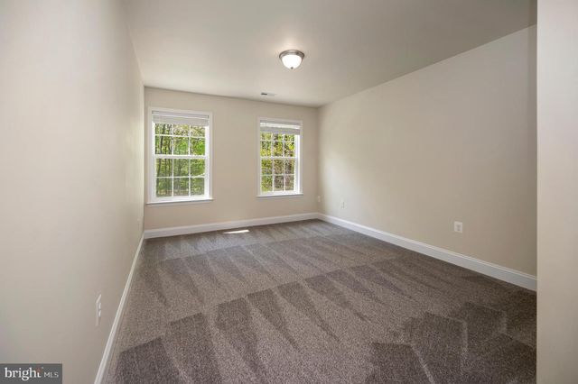 64 MACGREGOR RIDGE RD, Stafford, VA 22554