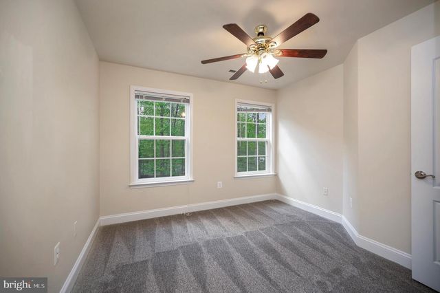 64 MACGREGOR RIDGE RD, Stafford, VA 22554