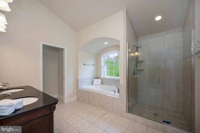 64 MACGREGOR RIDGE RD, Stafford, VA 22554