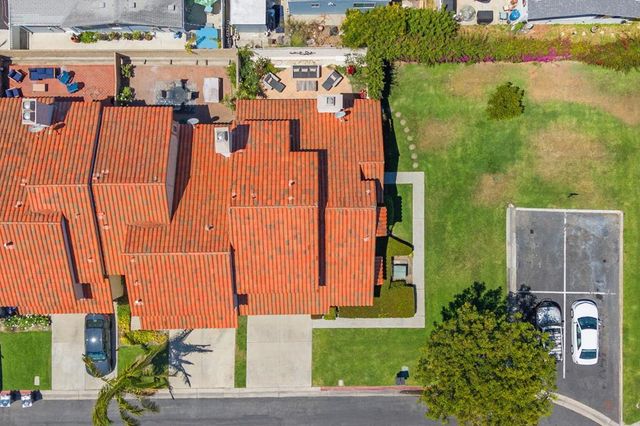7895 Shell Circle, Huntington Beach, CA 92648