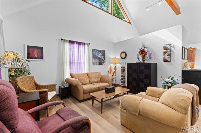408 N Deer Trail, Fredericktown, MO 63645