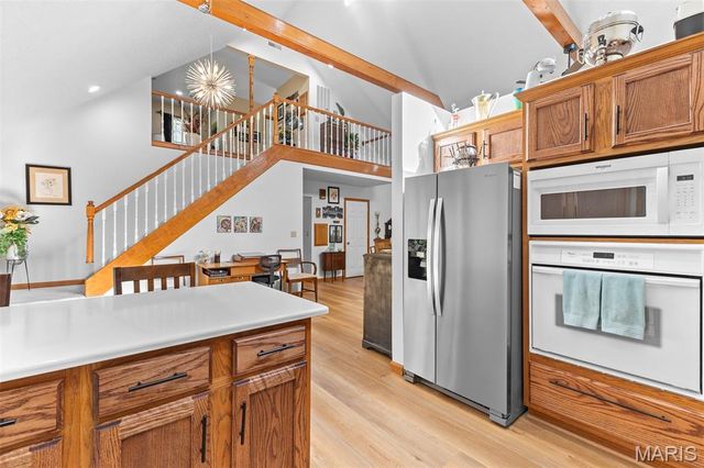 408 N Deer Trail, Fredericktown, MO 63645