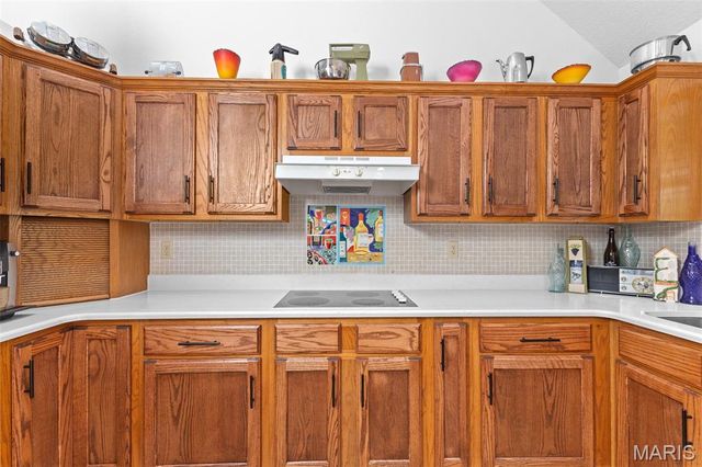 408 N Deer Trail, Fredericktown, MO 63645