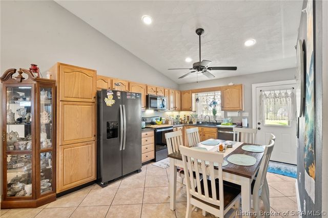 110 Carl Street, Corydon, IN 47112