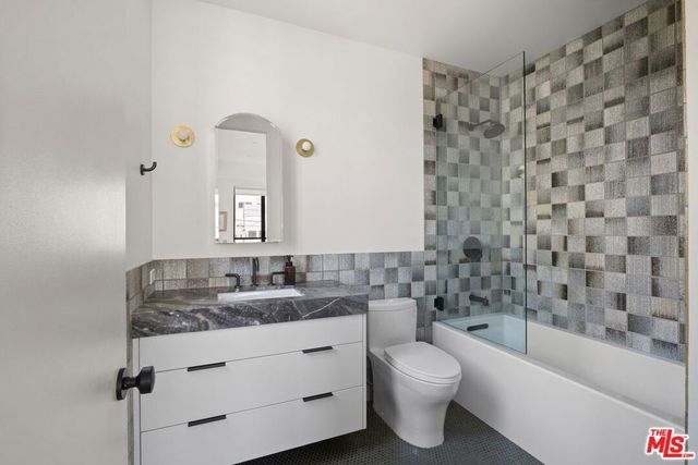 2414 Penmar Avenue, Venice, CA 90291