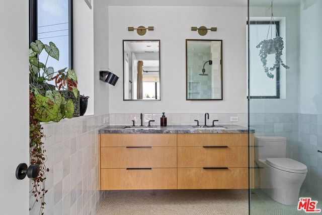 2414 Penmar Avenue, Venice, CA 90291