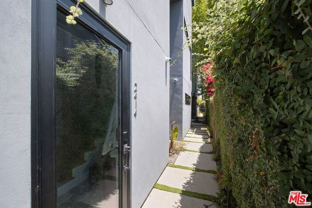 2414 Penmar Avenue, Venice, CA 90291