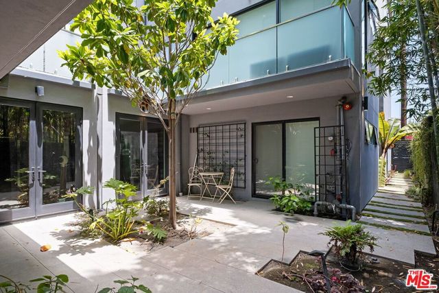 2414 Penmar Avenue, Venice, CA 90291
