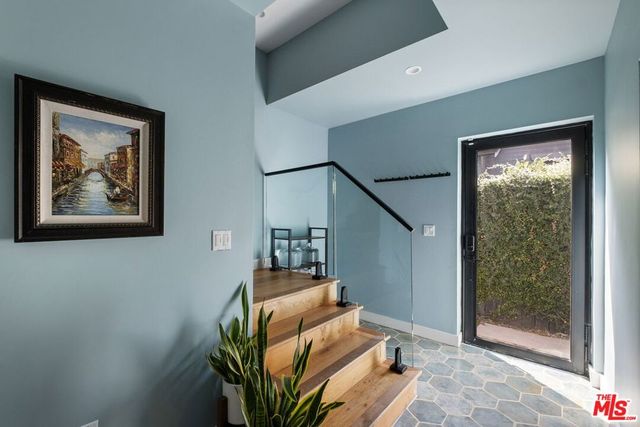2414 Penmar Avenue, Venice, CA 90291