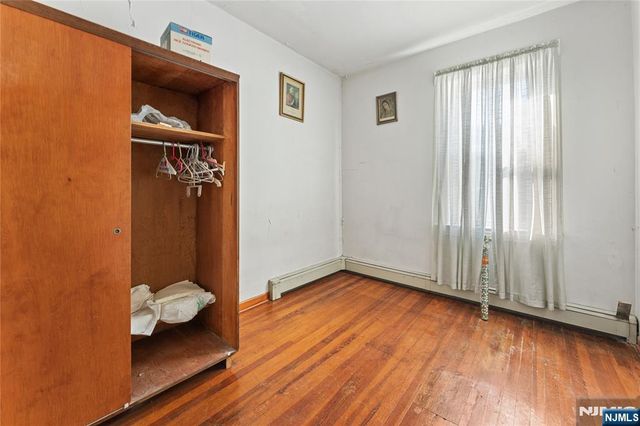 22 Arthur Street, Clifton, NJ 07011