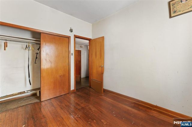 22 Arthur Street, Clifton, NJ 07011