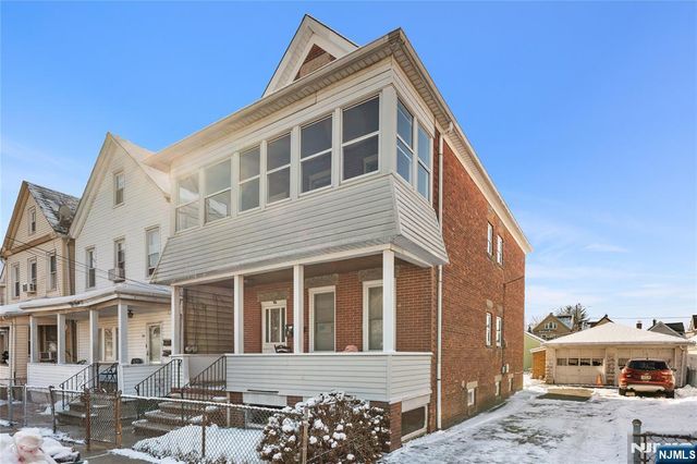 22 Arthur Street, Clifton, NJ 07011