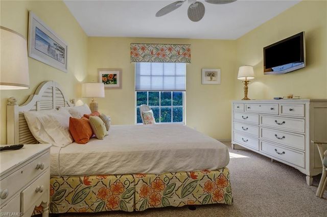 7108 Barrington CIR # 101, Naples, FL 34108