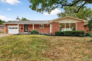 417 Concordia Lane, St Charles, MO 63301
