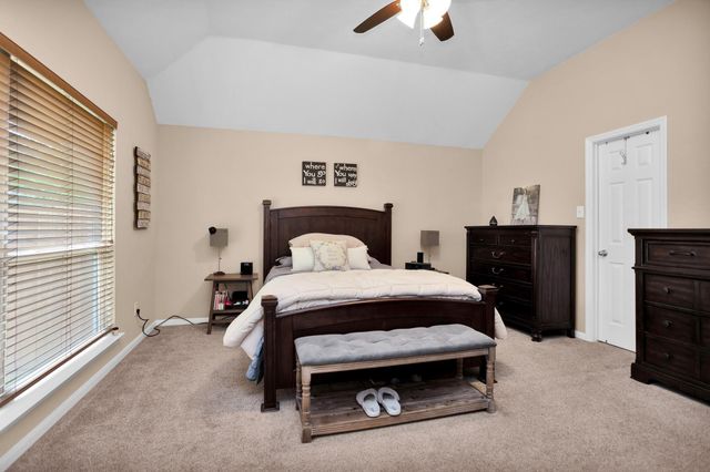 7 Cypress Bayou Court, The Woodlands, TX 77382