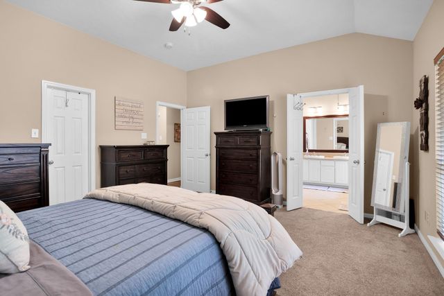 7 Cypress Bayou Court, The Woodlands, TX 77382