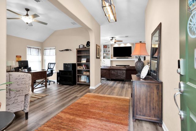 7 Cypress Bayou Court, The Woodlands, TX 77382