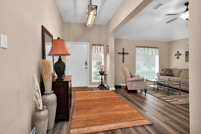7 Cypress Bayou Court, The Woodlands, TX 77382