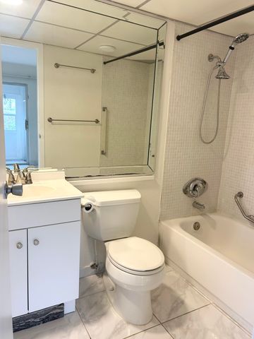 183 Valencia 183, Delray Beach, FL 33446