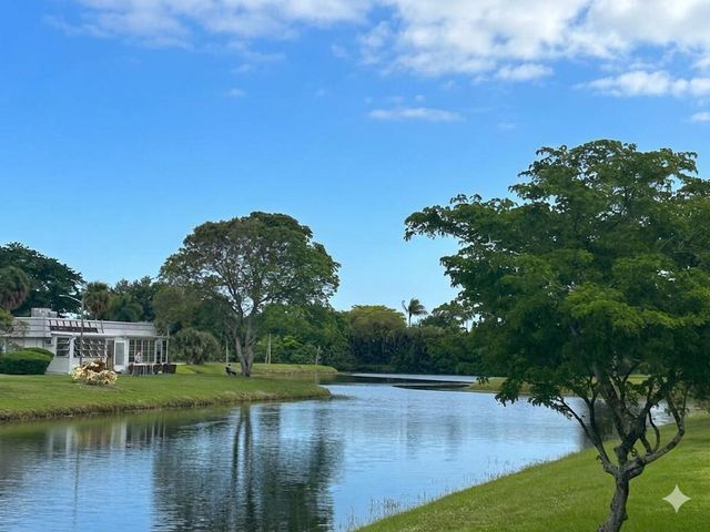 183 Valencia 183, Delray Beach, FL 33446