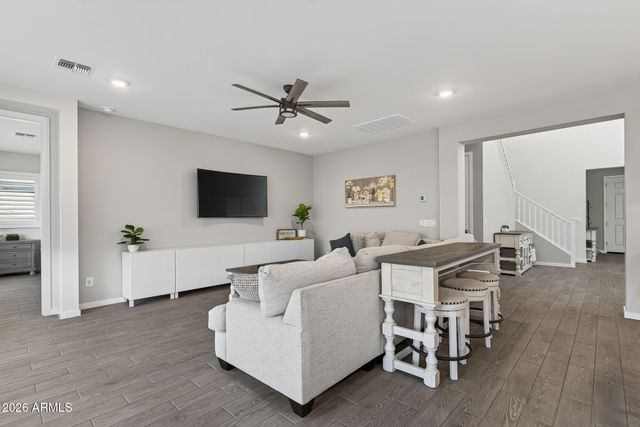 17255 W DIANA Avenue, Waddell, AZ 85355