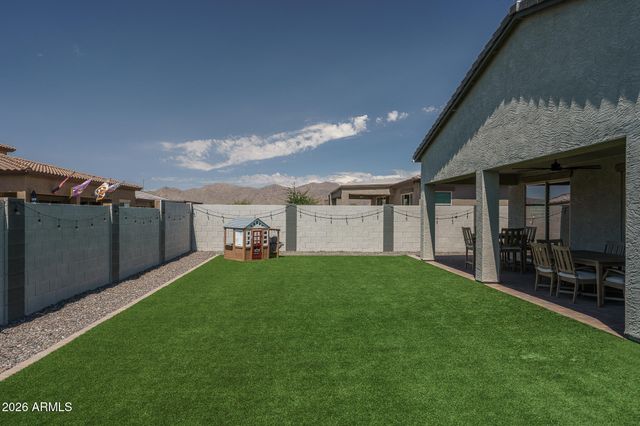 17255 W DIANA Avenue, Waddell, AZ 85355