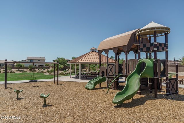17255 W DIANA Avenue, Waddell, AZ 85355