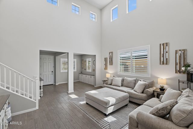 17255 W DIANA Avenue, Waddell, AZ 85355