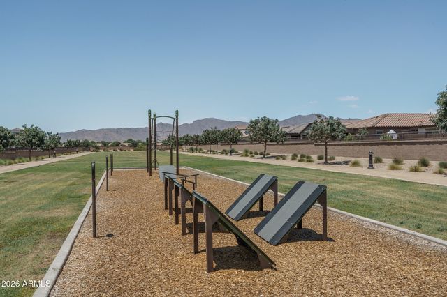 17255 W DIANA Avenue, Waddell, AZ 85355