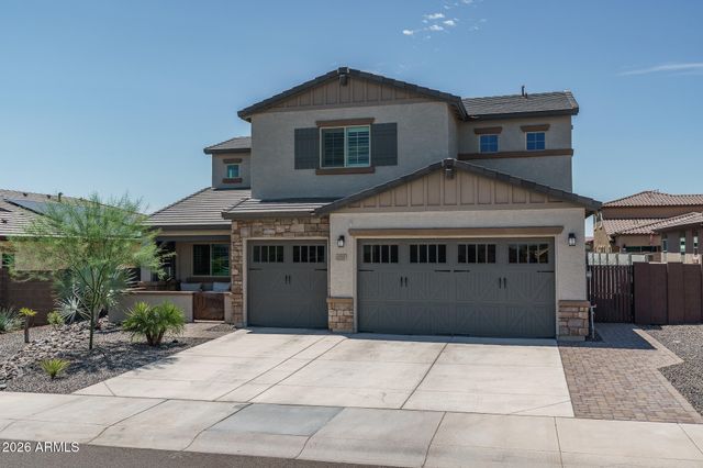 17255 W DIANA Avenue, Waddell, AZ 85355