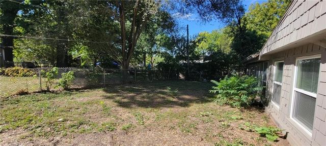 711 W Jones Street, Independence, MO 64050