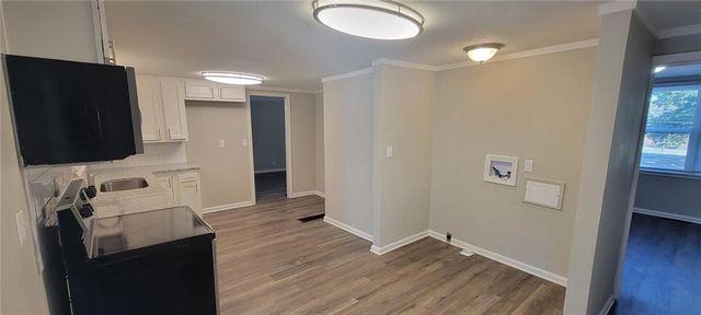 711 W Jones Street, Independence, MO 64050