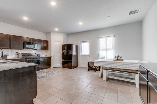 135 Antelope, San Antonio, TX 78253