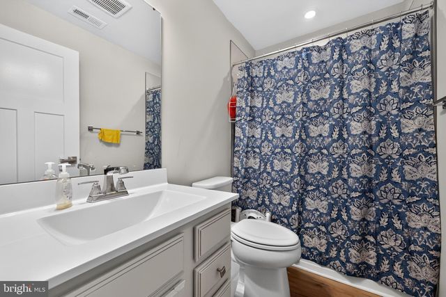 109 PLAZA DRIVE, Sicklerville, NJ 08081