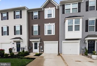 109 PLAZA DRIVE, Sicklerville, NJ 08081