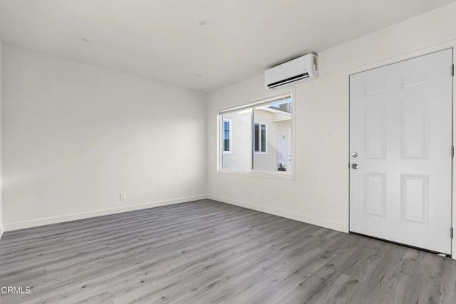 6634 Vineland Avenue, Los Angeles, CA 91606