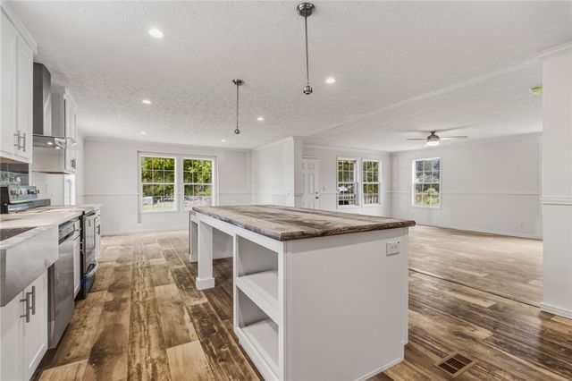 37 Golden Acres Drive, Honea Path, SC 29654