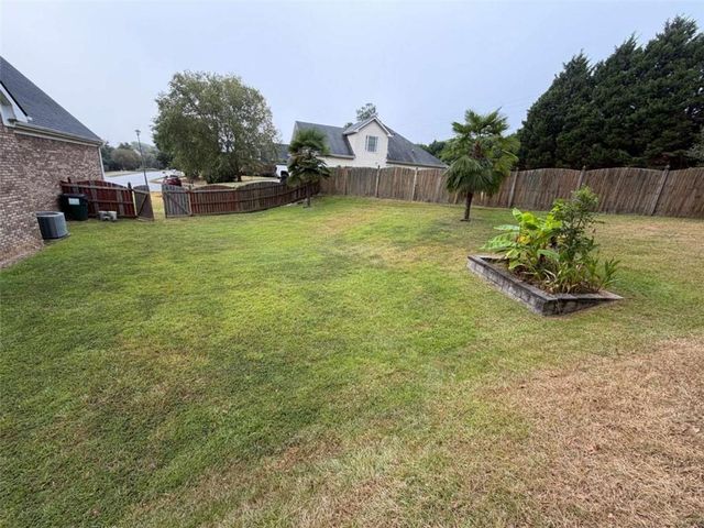 3895 Butler Springs Drive, Loganville, GA 30052