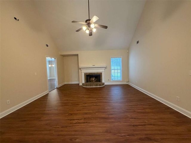3895 Butler Springs Drive, Loganville, GA 30052