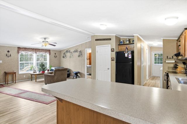 8 Revere Street, Milton, NH 03851