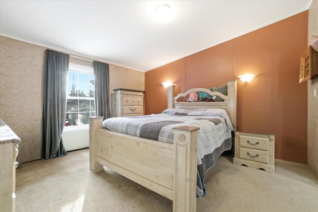 8 Revere Street, Milton, NH 03851