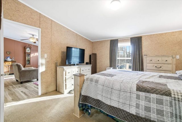 8 Revere Street, Milton, NH 03851