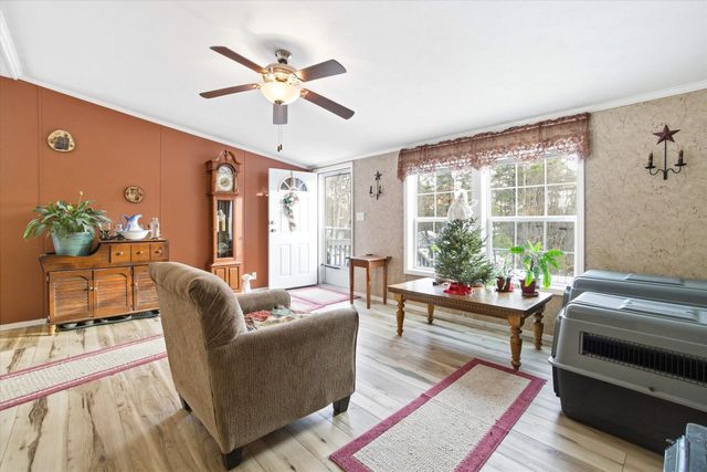 8 Revere Street, Milton, NH 03851