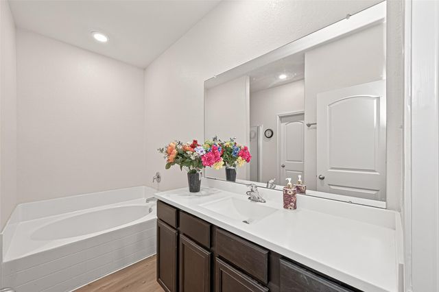 15315 Crescent Brookfield Drive, Humble, TX 77396