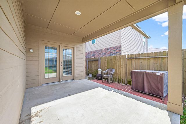 15315 Crescent Brookfield Drive, Humble, TX 77396