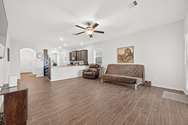 15315 Crescent Brookfield Drive, Humble, TX 77396