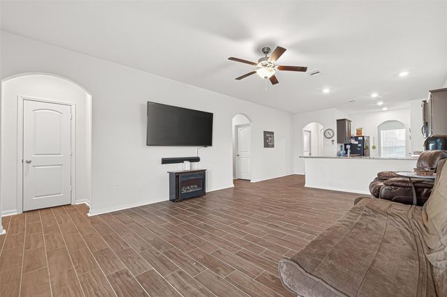 15315 Crescent Brookfield Drive, Humble, TX 77396