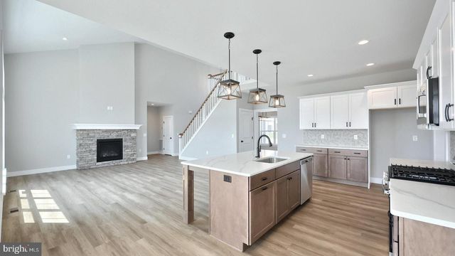 600 SUNSET BLVD, Annville, PA 17003