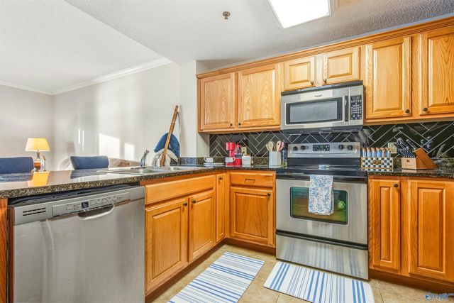 12100 Two Rivers Drive B1-3, Athens, AL 35611